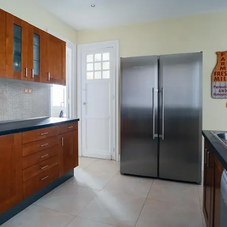 220m² 4 Slaapkamer, 3 Privé Badkamer In Salamanca * Madrid