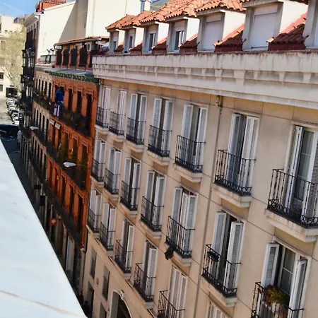 Calle Barquillo Apartment *