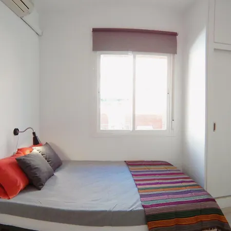 6 Calle Rodrigo Uhagon Ruh3 * Madrid