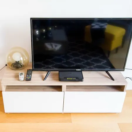 Luminoso, Moderno Y Amplio En Rio I Parking Apartment Madrid