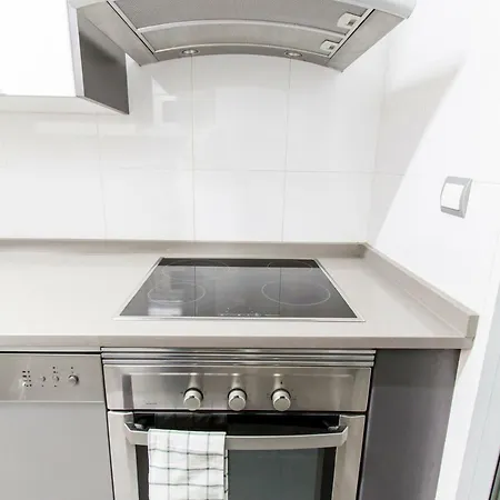 Luminoso, Moderno Y Amplio En Rio I Parking Apartment Madrid