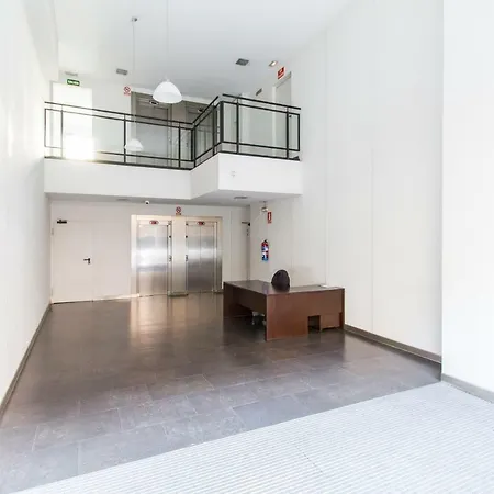 Luminoso, Moderno Y Amplio En Rio I Parking Apartment Madrid