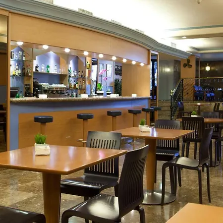 Agumar Hotel Madryt