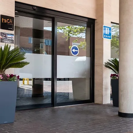 Hotell Tach Airport Madrid
