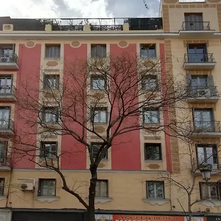 Palacio Real Apartment *