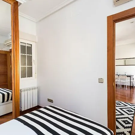 Aparthotel Smartr La Latina Madrid