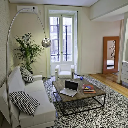 Letras By Terravisiontravel Apartment Madrid