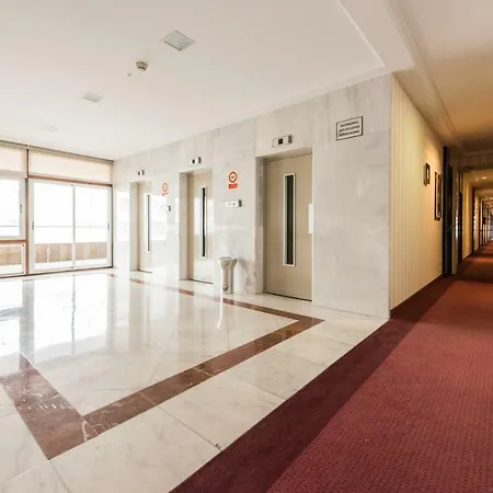 Chic Eurobuilding Apartment Madrid