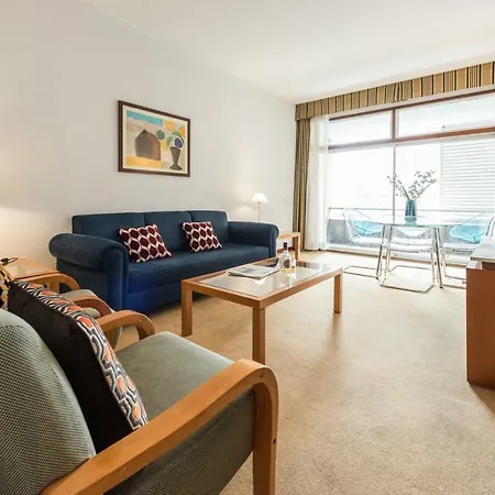 Apartment Chic Eurobuilding *