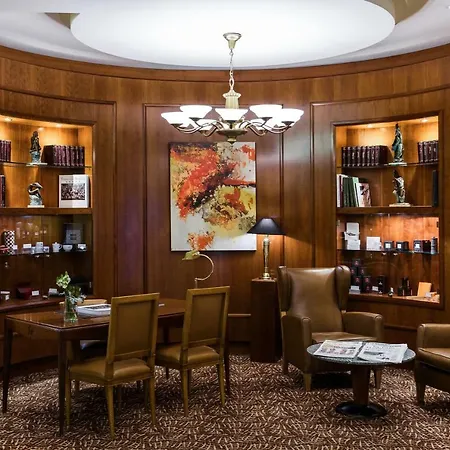 Hotel Pullman Airport & Feria