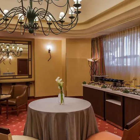 Hotel Pullman Airport & Feria 4*