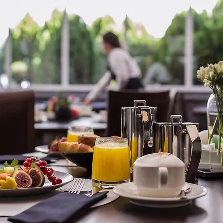 Hotel Pullman Airport & Feria Madrid