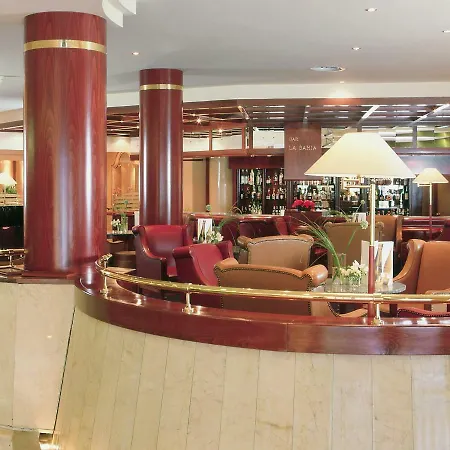 Pullman Airport & Feria Hotel