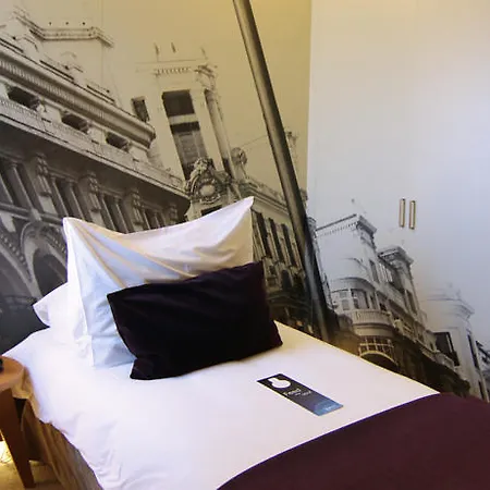 Hotel Radisson Blu Hotel, Prado 4*