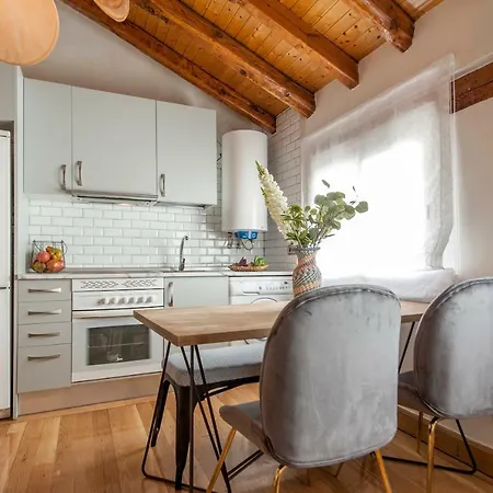 Apartment Renovado Atico En Chamberi *