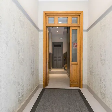 Feelathome Apartamento *