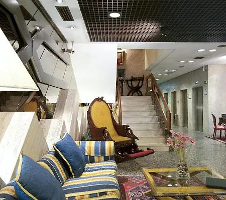 Hotel Foxa 25 4*