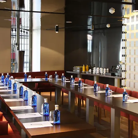 Radisson Blu Hotel, Prado 4*
