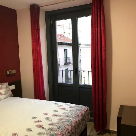 Corazon De 2* Madrid
