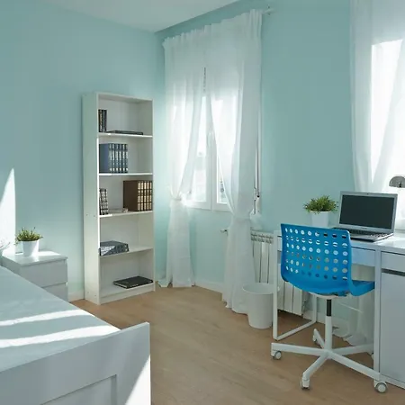 호스텔 Residencia Abay *