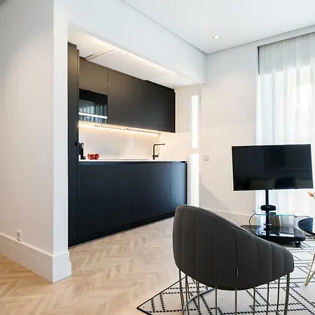 Feelathome Waldorf * Madrid