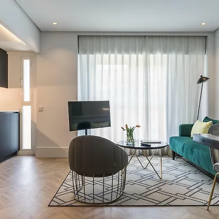 Feelathome Waldorf Apartamento *