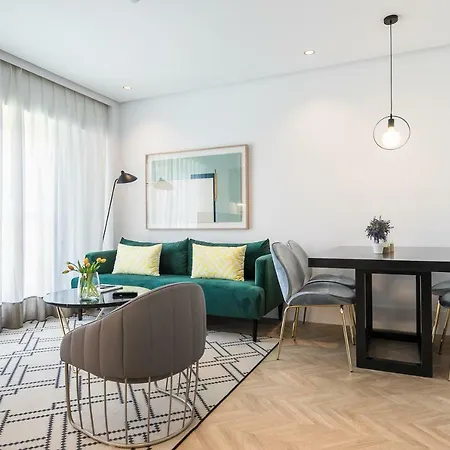 Feelathome Waldorf Madrid