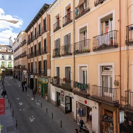 Apartment For Universidad Temporal Est8 Madrid