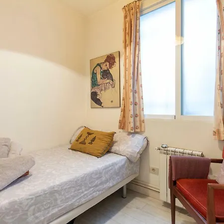 Apartment For Universidad Temporal Est8 Madrid
