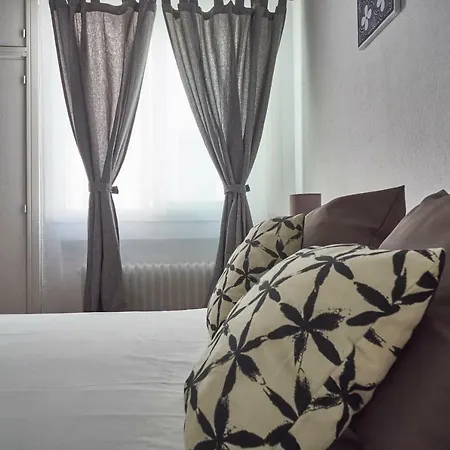 Gran Via Valverde & Parking Bed & Breakfast *