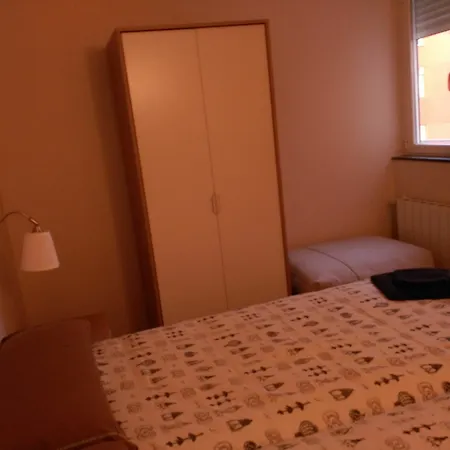Rent 6 *