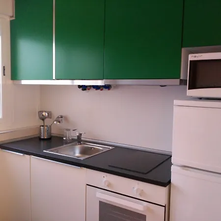 Rent 6 Apartment Madrid