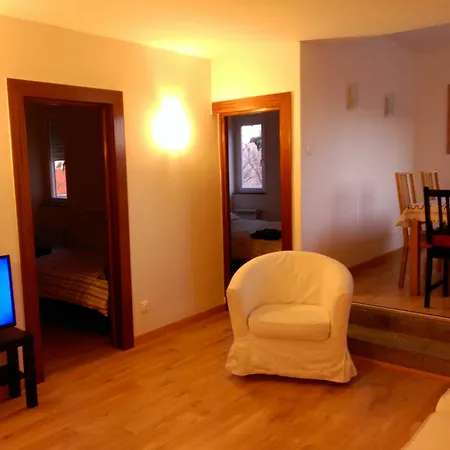 Rent 6 Apartment