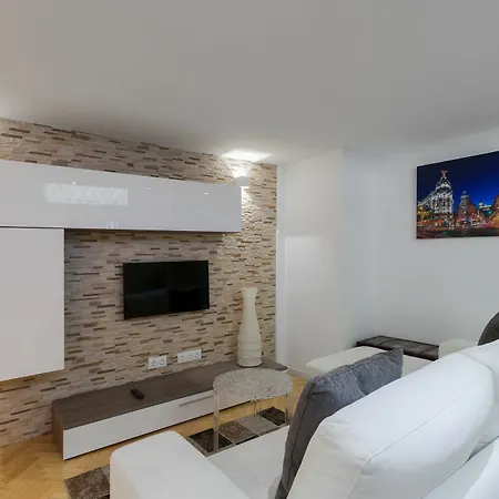 Apartment Dobo Plaza Mayor Exclusive *