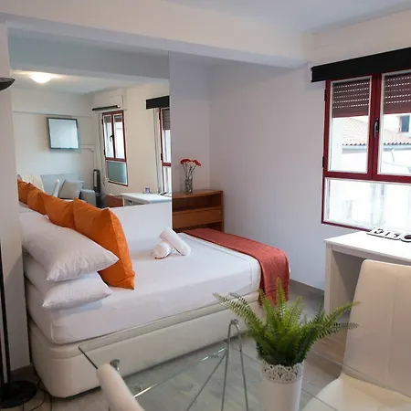 Apartment For Rastro - La Latina *