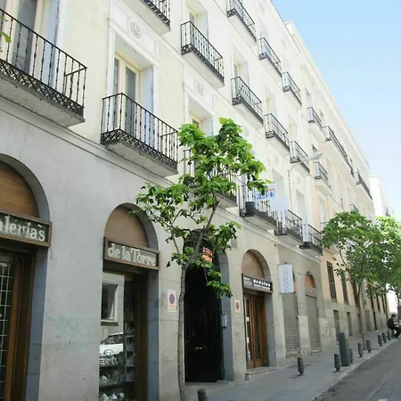 Apartamento Atico Cortes Madrid