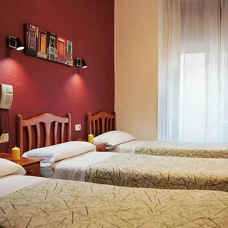 Fuencarral Kryse Hotell 2*