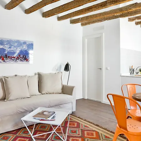 Welcomer La Latina Apartamento *
