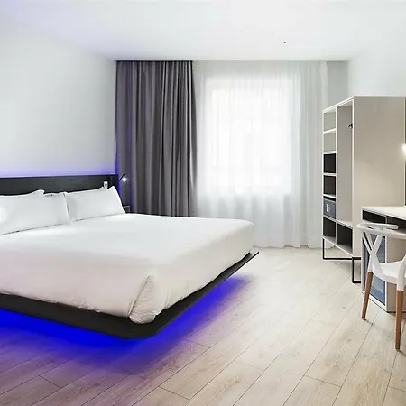 Centro Puerta Del Sol Hotel