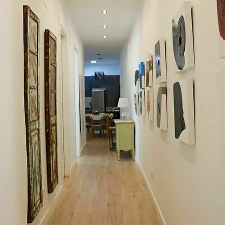 Apto. De Diseno Puerta Del Sol 7 * Madrid