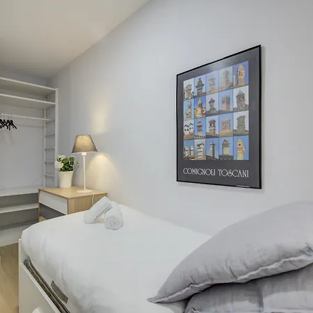 Cozy 2 Bedroom In Conde Duque Apartment *