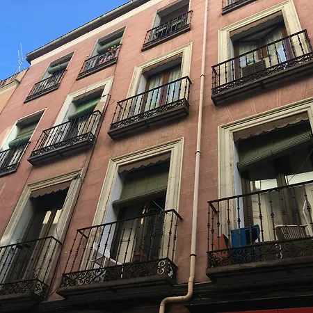 Cozy 2 Bedroom In Conde Duque