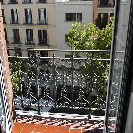 New Point 3* Madrid