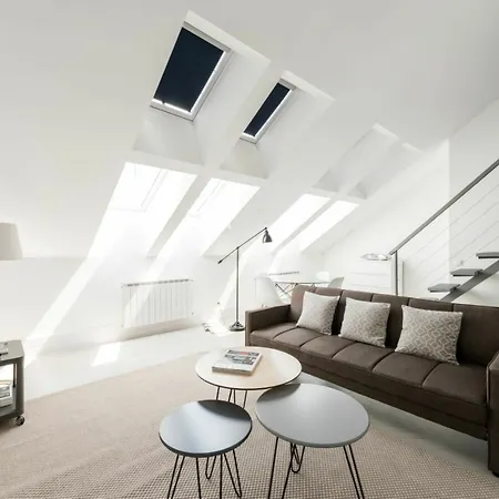 Plaza Dos De Mayo Center Apartment Madrid