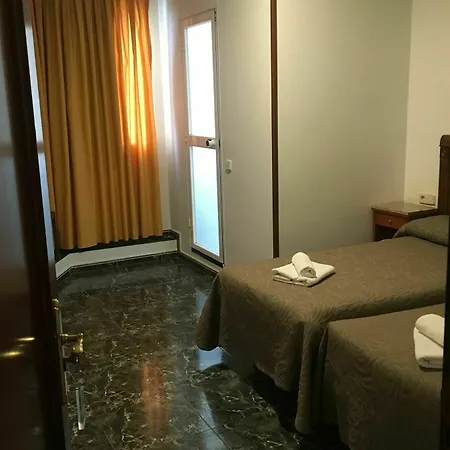 Guest house Conchita Legazpi *