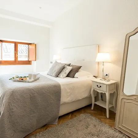 Atico En Chueca By Madflats Collection Apartment