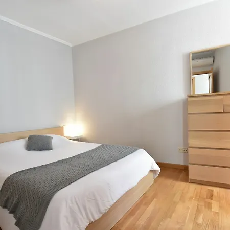 Apartment For Reina Sofia Temporal Df21 *