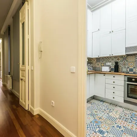 Nunez De Balboa Center Apartment *