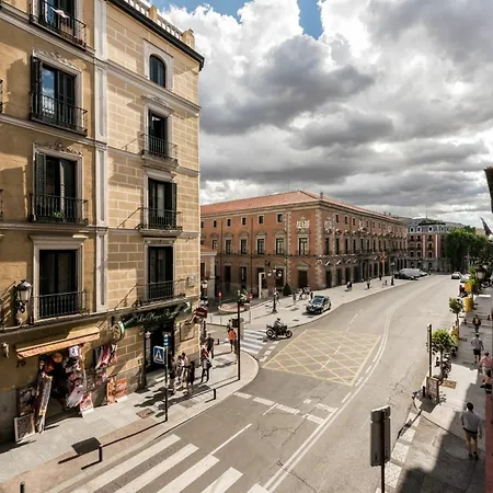 Plaza De La Center *