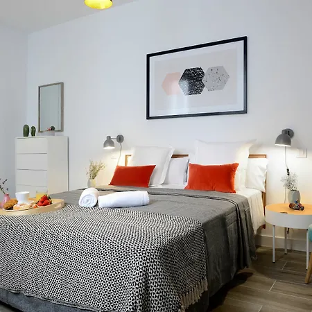 Nqn Aparts & Aparthotel
